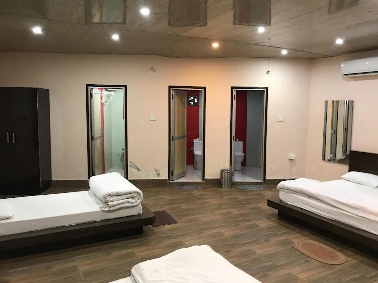 Riverside Resort Лансдаун Екстериор снимка